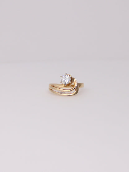 14K Gold Ring with Round and Emerald Diamonds