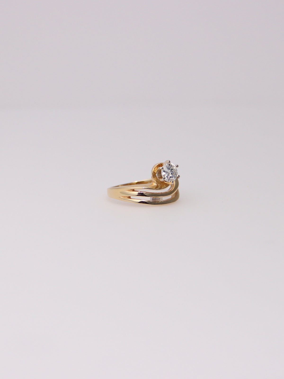 14K Gold Ring with Round and Emerald Diamonds