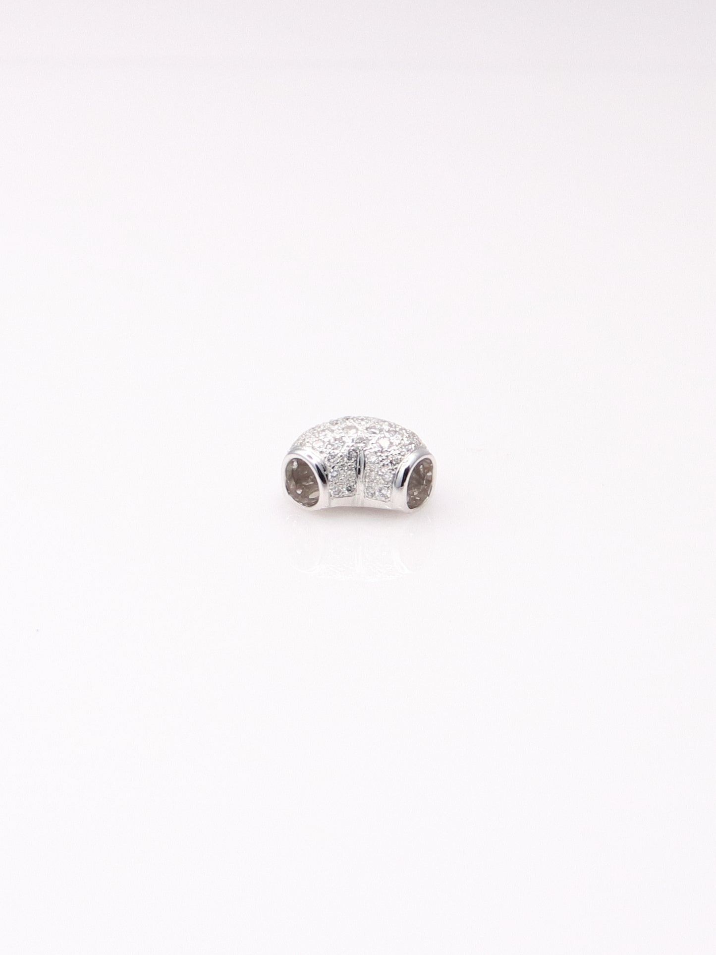 18K White Gold Pavé Diamond Heart Pendant